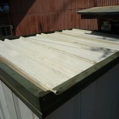 イナバ　中型物置　中古