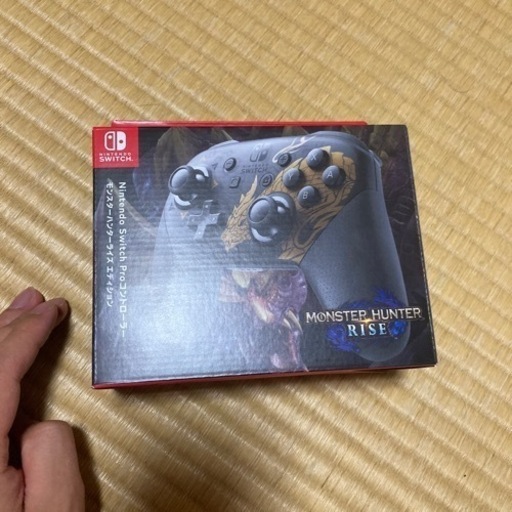任天堂　switch proコントローラー　モンスターハンター　ライズエディション