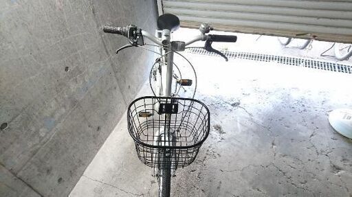 折りたたみ自転車中古 SMART 外装6段変速 カゴリアキャリア付き タイヤ