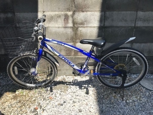 【取引中】子供自転車 22インチ 6段変速　LED自動ライト