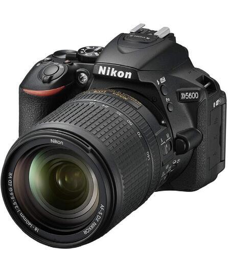 【最安値】Nikon 一眼レフ D5600 【18-140mm VRキット】
