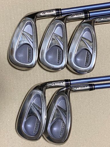 ゴルフクラブ アイアンセット（レディース）YONEX CYBERSTAR 5000FL