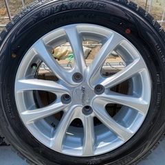 スタッドレスタイヤ　ホイールセット　14インチ　