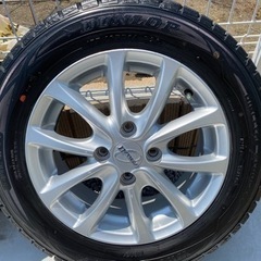 スタッドレスタイヤ　ホイールセット　14インチ　
