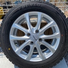 スタッドレスタイヤ　ホイールセット　14インチ　