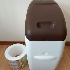 【Aprica】アップリカ　オムツゴミ箱