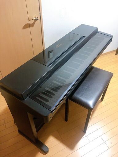 お引き取り限定】ヤマハ電子ピアノCLP-560 椅子付き