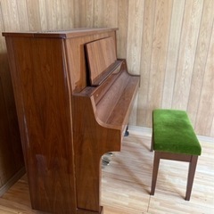 カワイピアノ　KL-702