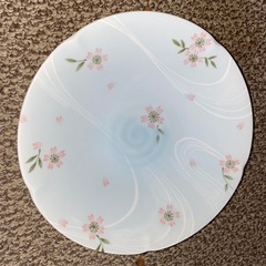 中古品　お皿　②     桜の絵の柄