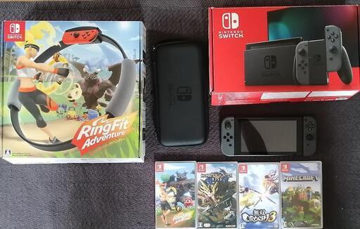 美品　switch本体とケース、ソフト4本購入しましたが遊ぶ時間が余りなく出品