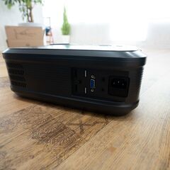 【美品】VANKYO V620 + おまけ VANKYO 壁掛け式スクリーン 折りたたみ式 (120インチ)