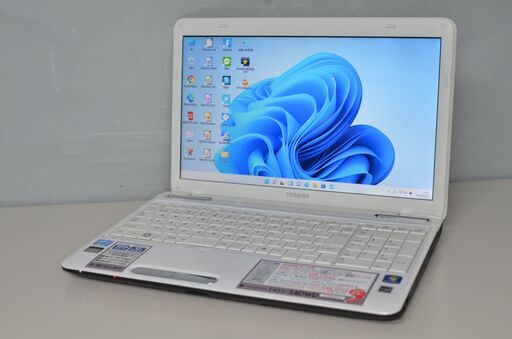 最新Windows11+office 爆速SSD256GB 東芝 T451/34DWD i3-2330M/メモリ8GB/15.6インチ/DVDマルチ/USB3.0/無線内蔵/便利なソフト多数
