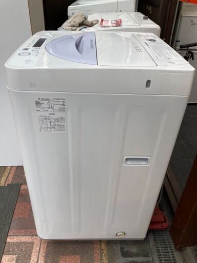 ☆中古￥12,000！SHARP　5.5kg洗濯機　家電　2017年製　ES-GE5A-W型　【BE086】