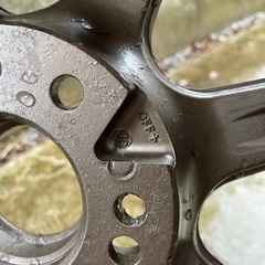 17インチホイール 2本皮付き