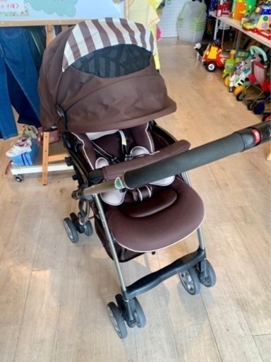 ■店頭引取限定■美品☆アップリカ　ベビーカー　ラクーナ♫定価57200円
