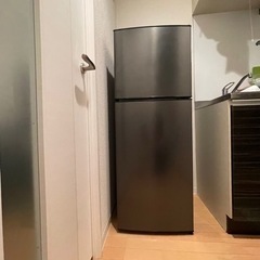 maxzen　冷蔵庫　黒