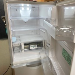 2013年製 日立ノンフロン冷凍冷蔵庫 自動製氷 R-S270DMV容量265L