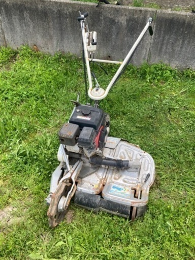 ウイングモアー！草刈機！自走2面！あぜ草刈機！