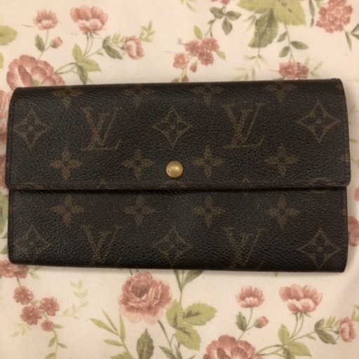 LOUISVUITTON  長財布  値下げ相談可能です。