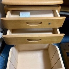 【取引完了】【美品】カリモク学習デスクセット　同型２台セット(兄弟姉妹で)　karimoku