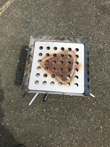 キャンプ用焚き火台