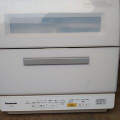 👸　Panasonic 食器洗い乾燥機　NP-TR9　♡