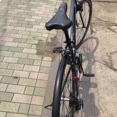 クロスバイク　マウンテン　ブラック艶消し 28c １８段　通勤快速