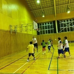 6月バスケットメンバー募集中⛹🏿‍♂️🏀 - スポーツ