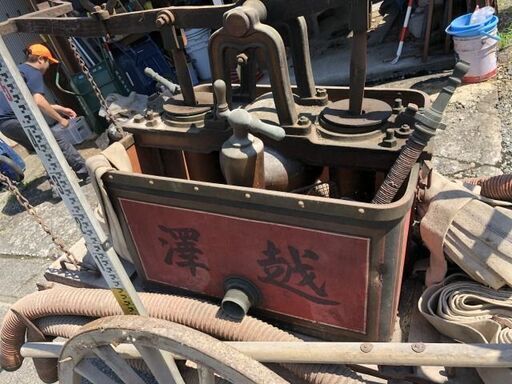 引取限定】昔の手動式消防ポンプ車 大車輪 古道具 古民具 骨董