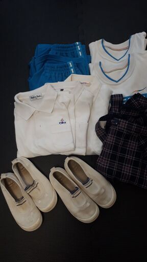 英進幼稚園 男の子制服&体操服など中古品 本物