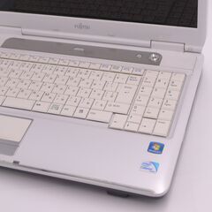 中古良品 15.6型 ノートパソコン 富士通 AH30/C Celeron 2GB DVDマルチ