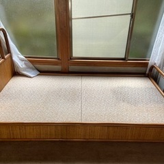 籐製のシングルベッド