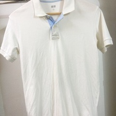 「UNIQLO」白いポロシャツ