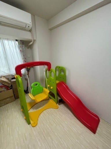 こどもお部屋遊び滑りたいとブランコ