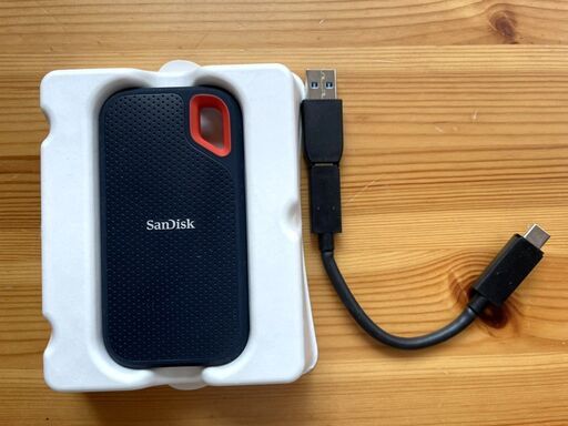 ☆新品未開封☆SanDisk ポータブルSSD 2TB☆Extreme Portable☆防滴