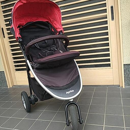 Aprica スムーヴ 三輪ベビーカー