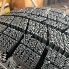 スタッドレスタイヤ　175/70R14 4本　ほぼ新品！