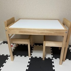IKEA子供用テーブル、チェア2脚付