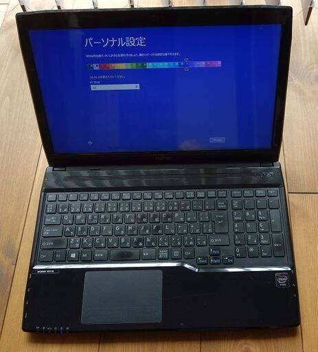 ■FUJITSUノートパソコン15.6インチWindows8.1初期化済み美品■