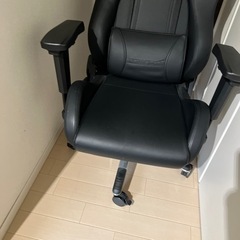 AKレーシング プレミアム　low edition Raven ゲーミングチェア