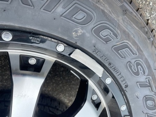 【美品】MKW MK46 PCD127 ジープ JKラングラー に使用 285/60R18 ブリヂストン DUELER 21年式 バリ山 02521 MK-46 Jeep JK WRANGLER ジープ JKラングラー ホイール 装着画像