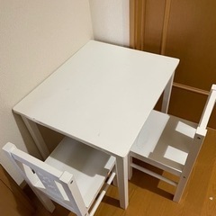 IKEA イケアキッズテーブル　クリッテル
