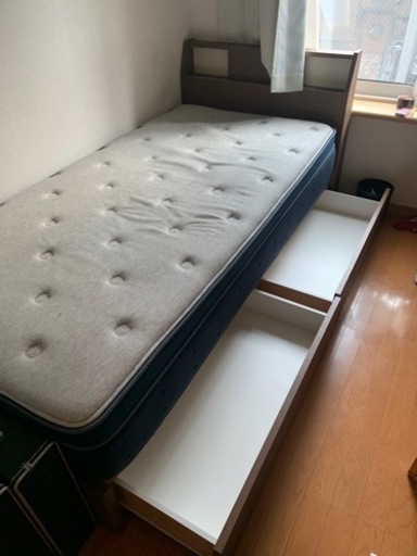 期間限定値下げ中 定価6万 マットレス、レンジ、ソファー、シングル