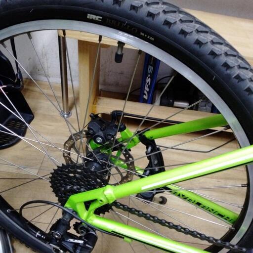 売り切れました GT AVALANCHE 3.0 ディスクブレーキ、サスペンション