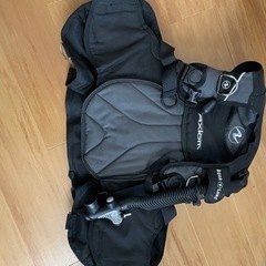 ※7月中に購入の場合1万円値引きします！美品⭐️アクアラングS サイズBCD