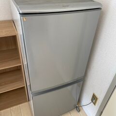 即決　冷蔵庫 2ドア　137L　独身用 お洒落　中古 現状 動作...