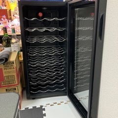 ワインセラー 32本 家庭用 ペルチェ方式 78L ブラック コンポジット ワインセラー 32本 家庭用 ペルチェ方式 78L ブラック コンポジット
