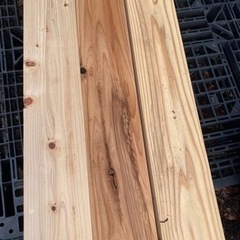 木材B9級品　間柱30×100×3000mm 40本有り