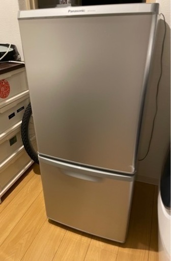 予定済み)美品2017年製パナソニック Panasonic NR-B149W-S [冷蔵庫