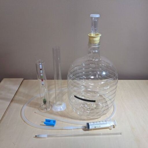 ビール作りの道具一式